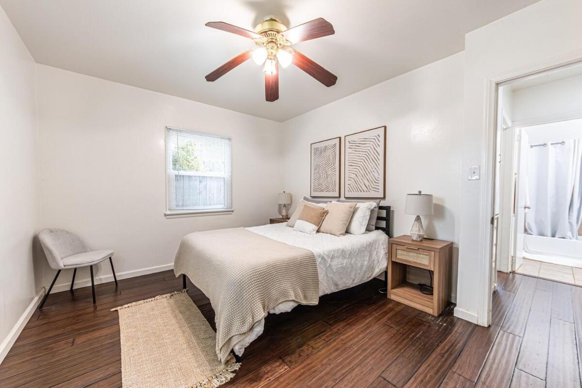 3br Santa Monica Home, Ideal For Groups! Los Angeles